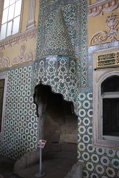 047-Гостиная валиде-султан, камин